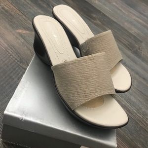 Beach Khaki Summer Slldes